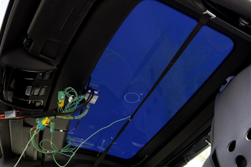 Mercedes SLK 2012, noi imagini şi detalii oficiale 80885