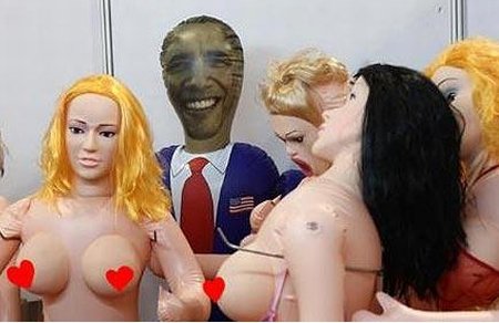 Păpusă gonflabilă cu chipul lui Obama, la un festival de cultură sexuală din China