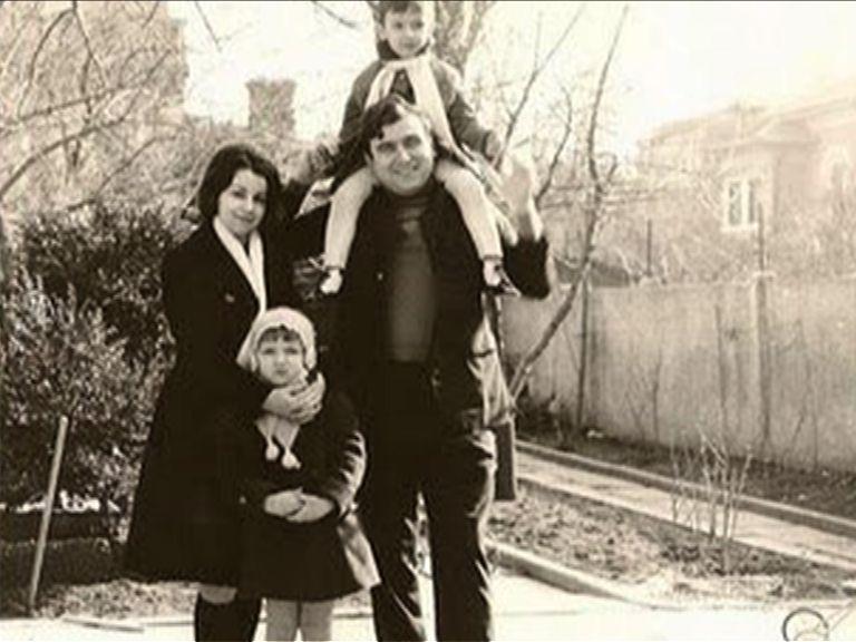 A murit Adrian Păunescu. Ultimul îndemn al poetului: "Purtaţi-vă de grijă, fraţii mei" 81200