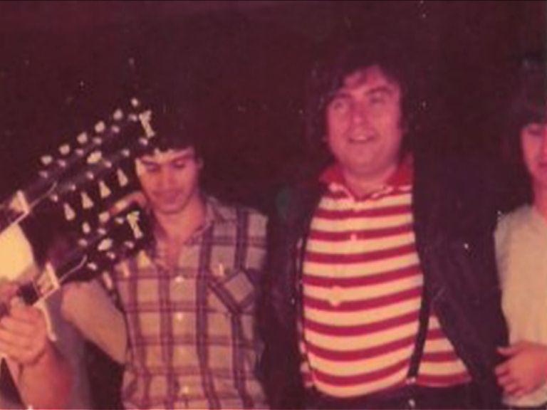 A murit Adrian Păunescu. Ultimul îndemn al poetului: "Purtaţi-vă de grijă, fraţii mei" 81209