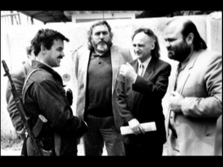 A murit Adrian Păunescu. Ultimul îndemn al poetului: "Purtaţi-vă de grijă, fraţii mei" 81213