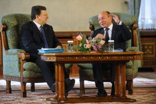 Întâlnire Băsescu-Barroso: Absorbţia fondurilor UE şi aderarea la Schengen, printre temele abordate