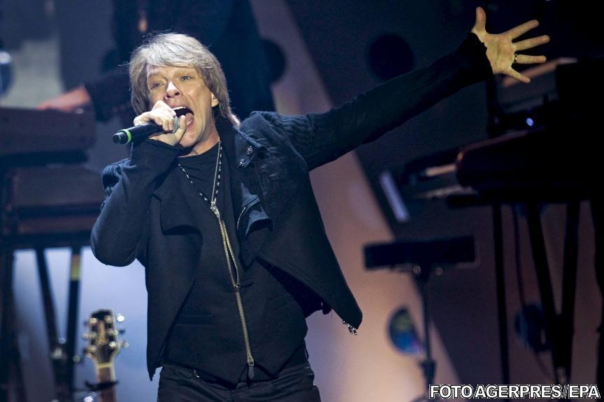 MTV Europe Music Awards: Lady Gaga a câştigat trei premii. Eva Longoria s-a îmbrăcat în şuncă  81388