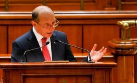 Băsescu: Propun un moratoriu asupra bătaliei politice, care să deblocheze activitatea Parlamentului