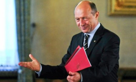 Băsescu a retrimis Parlamentului Legea care aprobă Ordonanţa privind stimulentele bugetarilor