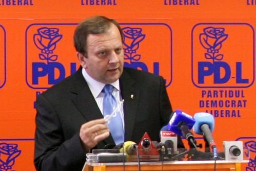 Gheorghe Flutur: Coaliţia susţine asumarea răspunderii pe Legea salarizăii unice