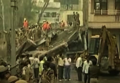 Cel puţin 64 de morţi, după ce o clădire s-a prăbuşit în New Delhi