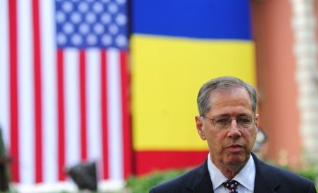 Ambasadorul SUA în România: Politicienii sunt la fel peste tot. Fac ceea ce este în interesul lor