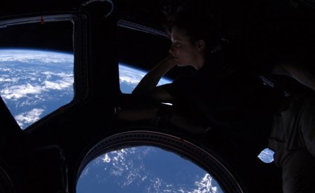 Imagini spectaculoase din spaţiu, pe contul de Twitter al unui astronaut american 