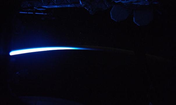 Imagini spectaculoase din spaţiu, pe contul de Twitter al unui astronaut american  82168