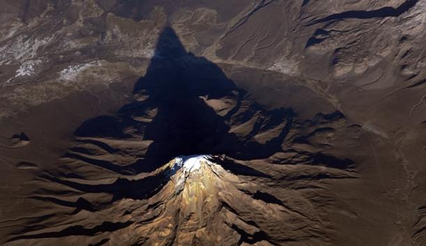 Imagini spectaculoase din spaţiu, pe contul de Twitter al unui astronaut american  82170