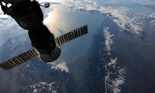 Imagini spectaculoase din spaţiu, pe contul de Twitter al unui astronaut american  82172