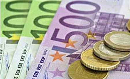 Irlanda va primi un împrumut de 90 miliarde euro de la FMI şi UE