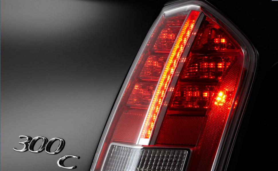 Chrysler 300 2012, prezentat pe un site teaser 82606
