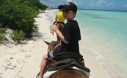 Micul Trump: Un băieţel de 9 ani din Canada a dezvoltat şase afaceri 82556