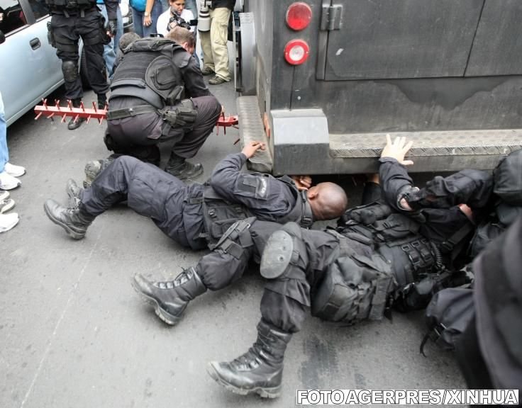Lupte între poliţie şi traficanţii de droguri, în Rio de Janeiro: 14 oameni au murit