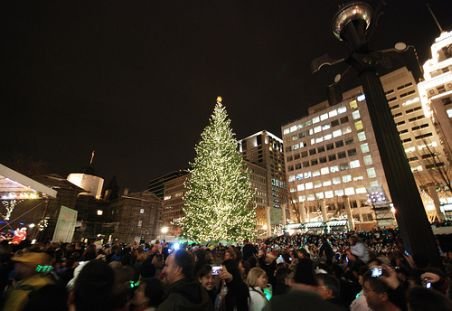 Tentativă de atentat la inaugurarea pomului de Crăciun în Portland, dejucată de FBI