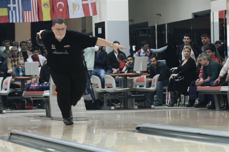 Primul turneu internaţional de bowling din România şi-a desemnat campionii 83004