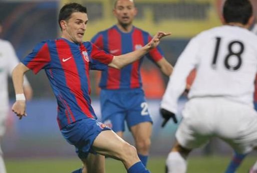 Steaua învinge &quot;U&quot; Cluj cu 3-0 în ultimul meci din 2010 al Ligii I