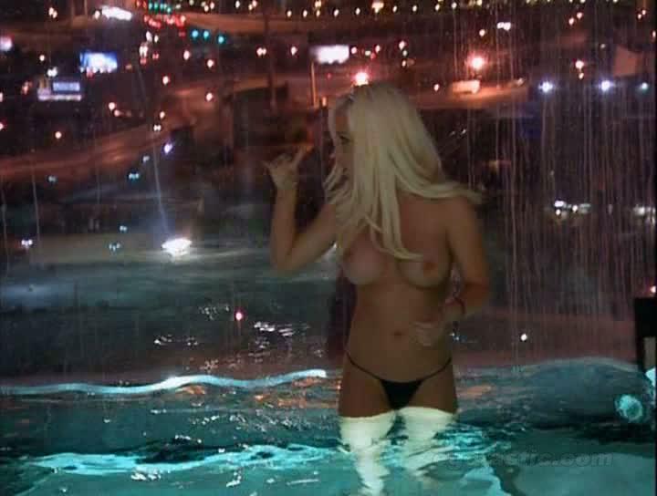 Amantele lui Hugh Hefner, în fotografii nud pe internet 83618