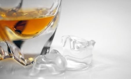 O firmă din Scoţia a lansat un sortiment de whisky de 2.700 de dolari
