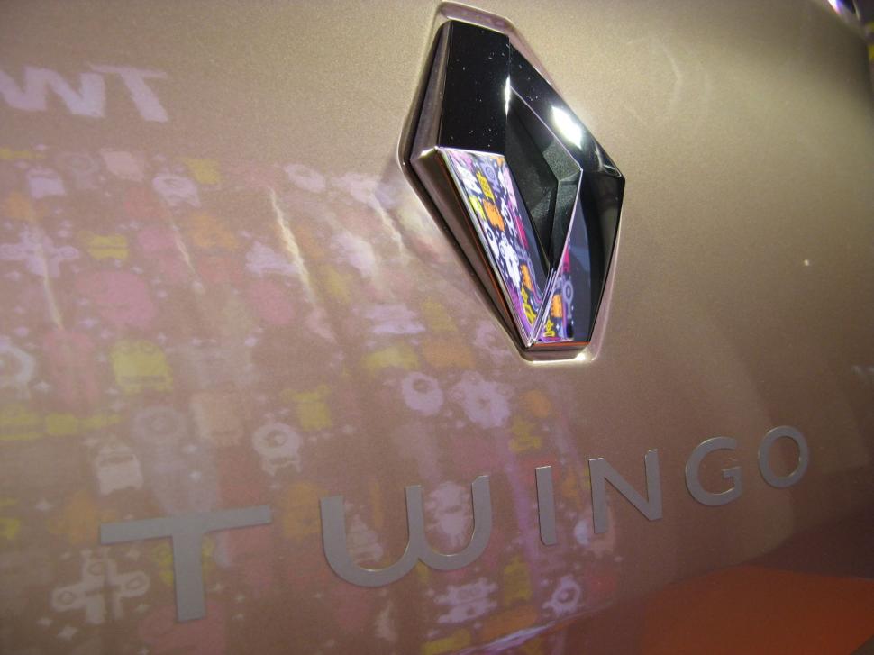 Noul Renault Twingo şi ediţia limitată Twingo Miss Sixty, lansate oficial în România 83702