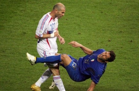 Materazzi şi Zidane s-au împăcat. Fotbalistul italian confirmă