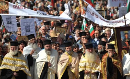 Preoţii din Bulgaria, nemulţumiţi de întârzierea salariilor, şi-au înfiinţat sindicat