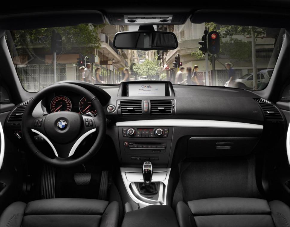 BMW Seria 1 Coupe şi Cabriolet primesc un facelift 84318