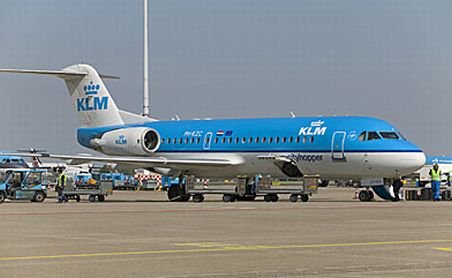 O cursă KLM a aterizat de urgenţă pe Aeroportul Otopeni, pentru a acorda îngrijiri medicale unei femei