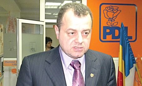 Senatorul PDL de Constanţa, acuzat de implicare în evaziune fiscală
