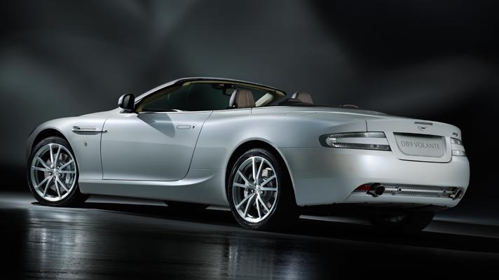 Aston Martin lansează trei ediţii speciale ale supersportivei DB9 84709