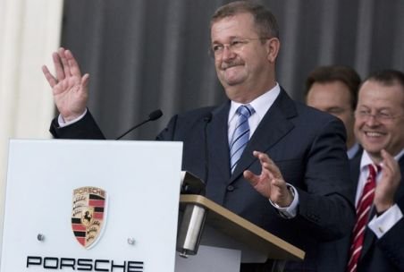 Porsche a scăpat de acuzaţia că a înşelat investitorii la achiziţia de acţiuni VW în 2008