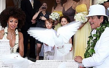 Santana s-a căsătorit: Ceremonia a avut loc în decembrie, pe insula Maui