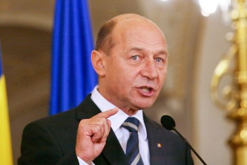 Băsescu: Nu putem sta ca râmele, românii au dreptul să fie în Schengen. Ori suntem parteneri egali, ori nu 