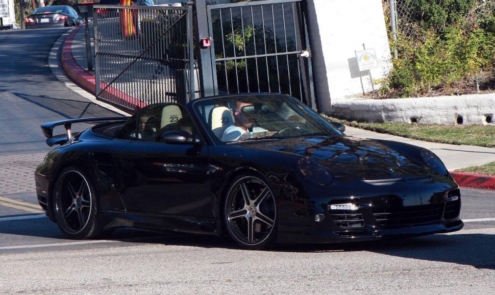 David Beckham şi-a scos la licitaţie pe eBay Porsche-ul în valoarea de 150.000 dolari