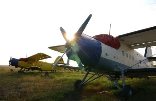Armata Română renunţă la folosirea avioanelor AN-2, în urma tragediei de la Tuzla