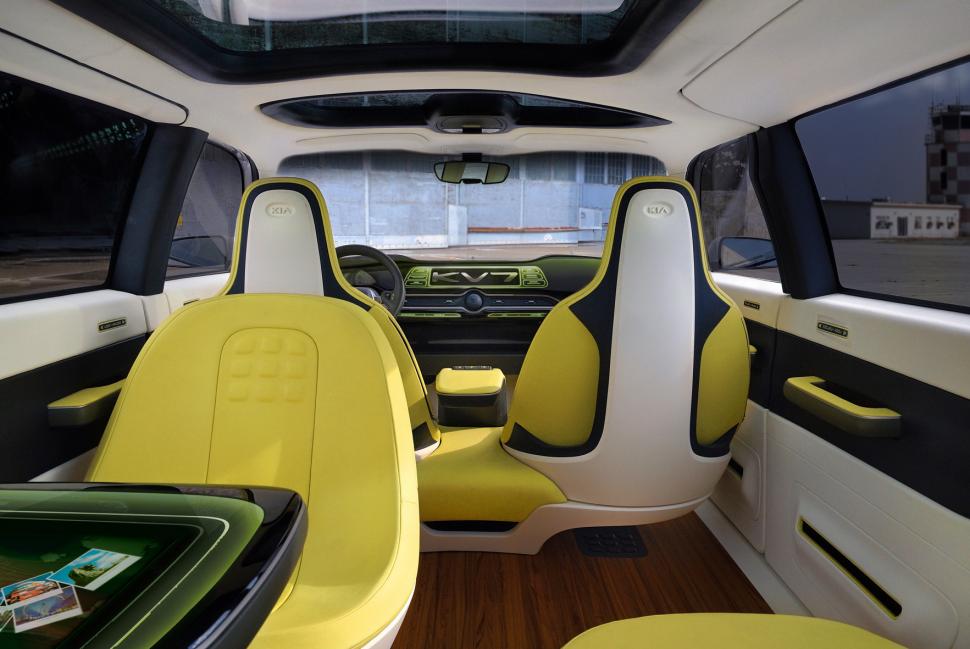 Kia KV7, un concept cu uşă tip “aripă de pescăruş”, prezentat la Detroit 85881