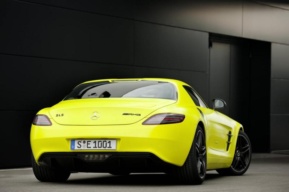 Oficial: Mercedes SLS AMG E-Cell va fi produs în serie 85990