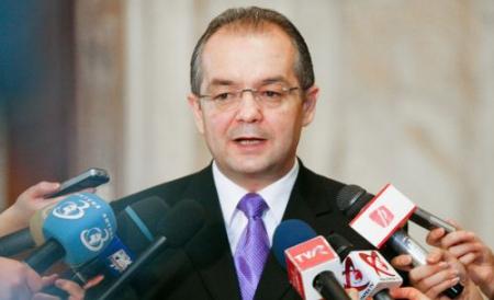Boc: Noua alianţă a opoziţiei apără statul lui Ion Iliescu, un stat greoi şi nereformat