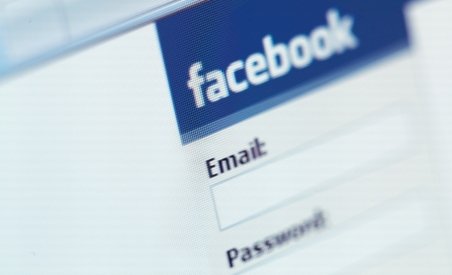 Facebook se răzgândeşte: Accesul la datele personale ale utilizatorilor, oprit temporar