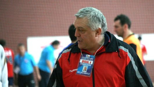 Vasile Stângă se aşteaptă la demitere, după umilinţa din partida cu Algeria 