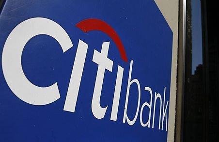 Clienţii Citibank beneficiază de tehnologii performante în prima agenţie smart banking din România