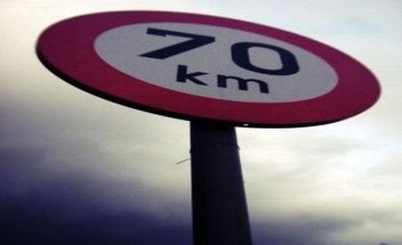Limita de viteză creşte de la 50 la 70 km/h în 88 de localităţi din ţară. Vezi lista acestora