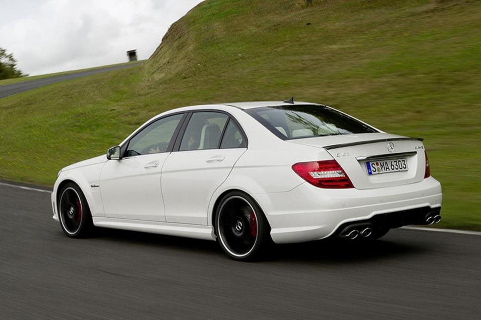 Mercedes C63 AMG 2012, în imagini &quot;scăpate&quot; pe internet 87300