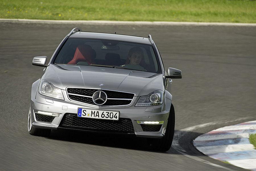 Mercedes C63 AMG 2012, în imagini &quot;scăpate&quot; pe internet 87313