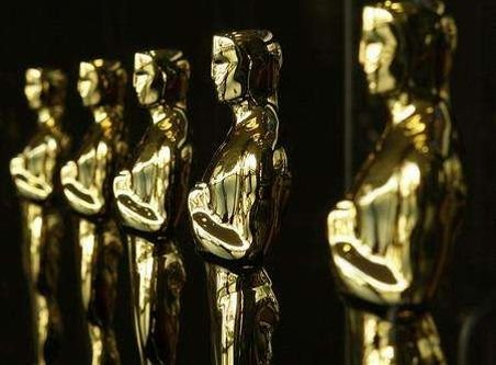 Gwyneth Paltrow şi Mandy Moore vor cânta la gala premiilor Oscar