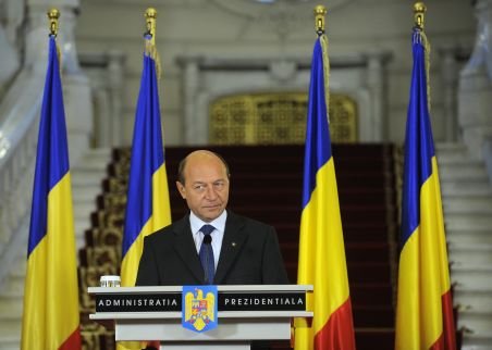 Băsescu: „Economia s-a stabilizat“. Continuă reformele şi ajustările. Noul acord este de 5 miliarde euro