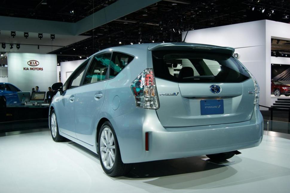 Toyota Yaris Hybrid Synergy Drive Concept, prezentat într-o imagine teaser 87765