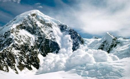 Pericol crescut de avalanşă în Munţii Bucegi şi Făgăraş